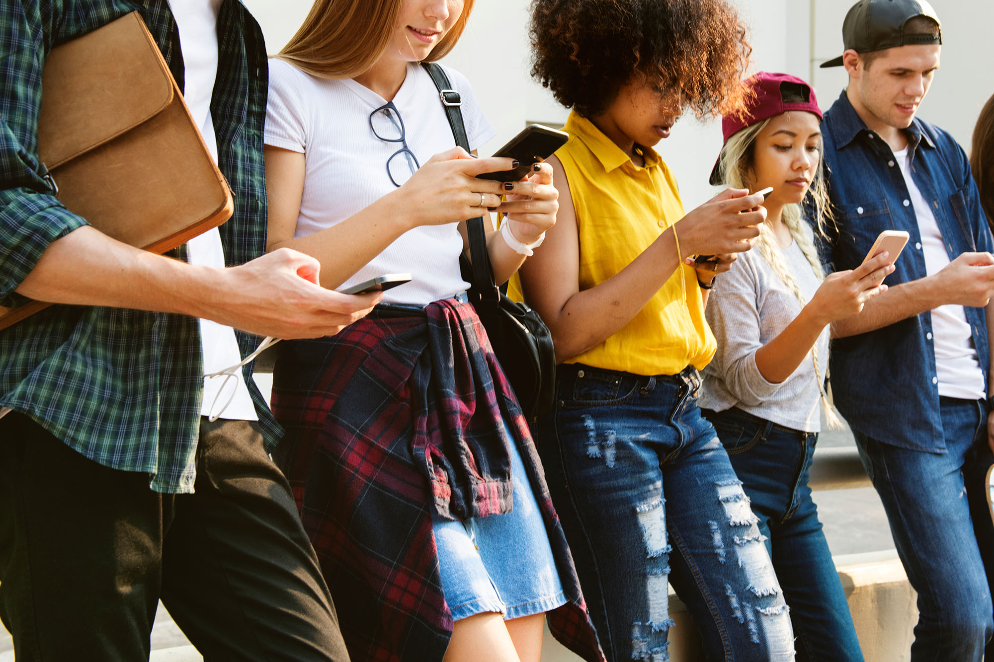 Gen Z shoppers: they want simplicity, speed, and touchless payments